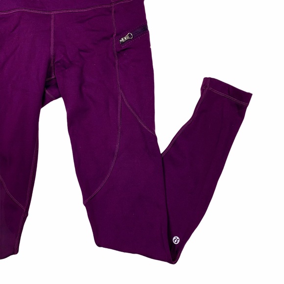 EUC Lululemon Tech Tights (6) - Picture 6 of 8